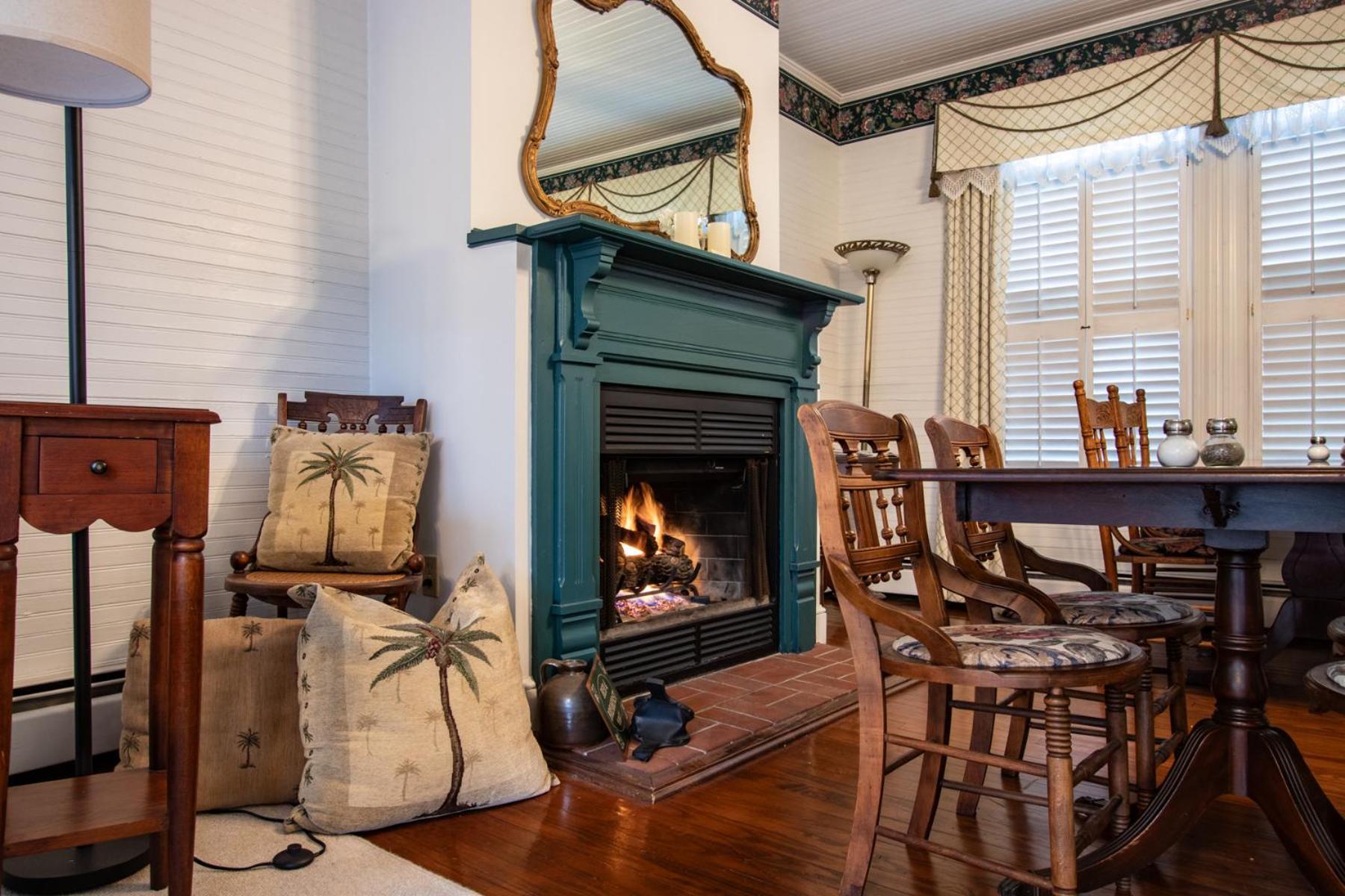 The Oaks Victorian Inn Christiansburg Kültér fotó