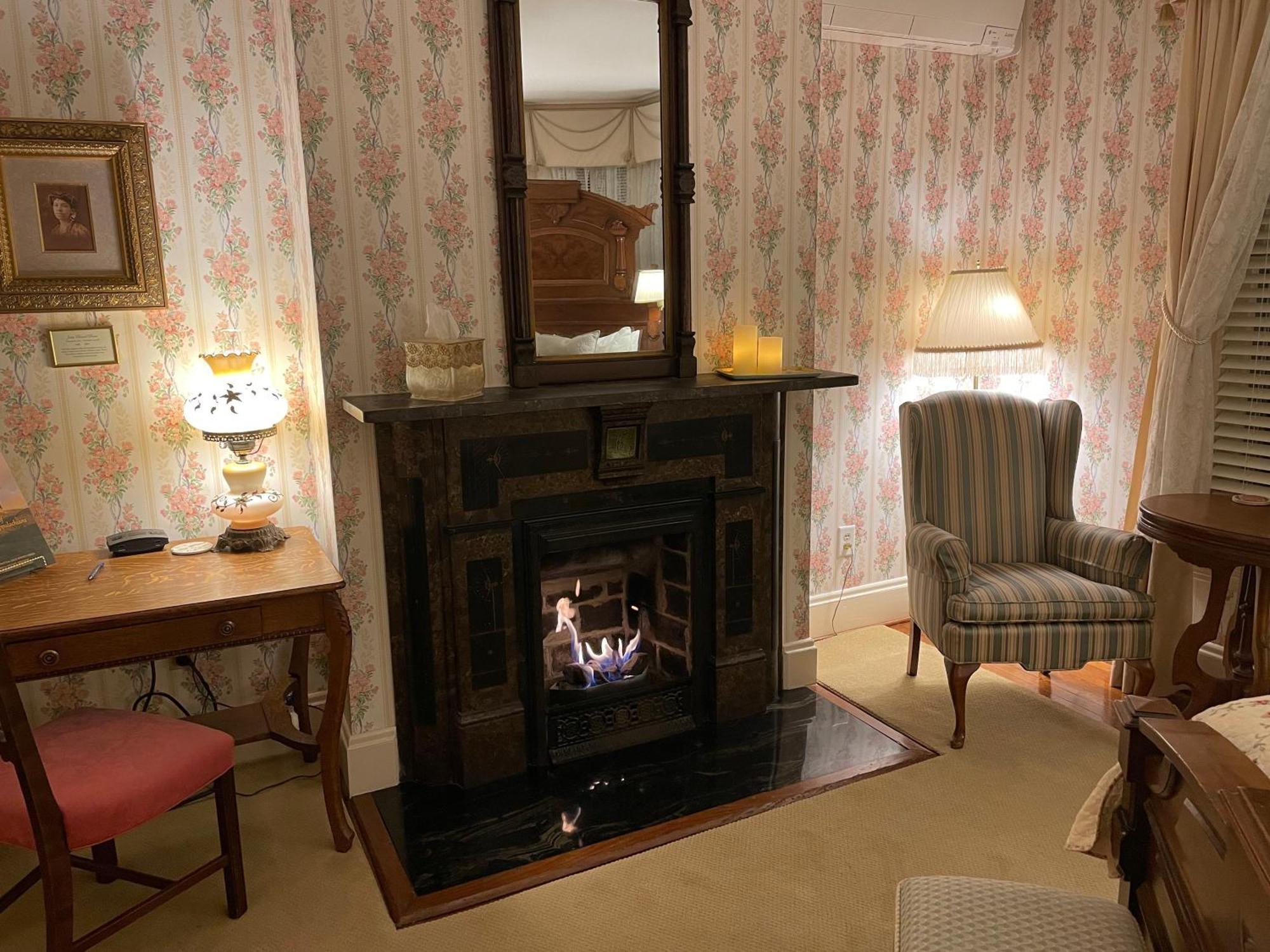 The Oaks Victorian Inn Christiansburg Kültér fotó